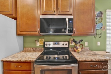 Thoughtfully designed 3 bedroom, 2.5 bath home with a flexible - photo 14