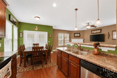 Thoughtfully designed 3 bedroom, 2.5 bath home with a flexible - photo 15