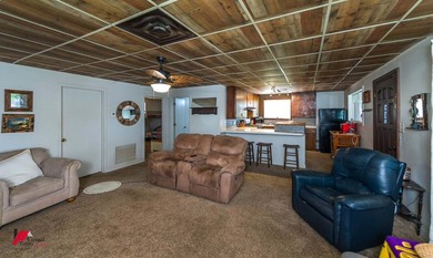 Toledo Bend lakefront home. Near Circle Drive marina. Central - photo 20