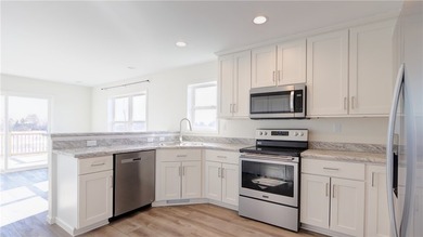 Welcome to 36 Bay View Terrace, an exceptional patio home - photo 23