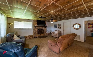 Toledo Bend lakefront home. Near Circle Drive marina. Central - photo 24