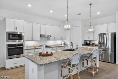 Welcome to your new home within the gates of Heritage Landing - photo 7