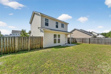 Thoughtfully designed 3 bedroom, 2.5 bath home with a flexible - photo 30