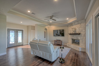 Sweeping Lake Travis views on Lago Vista Golf Course - photo 4