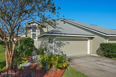 (private lake, pond, creek) Townhome/Townhouse For Sale in Ormond Beach Florida