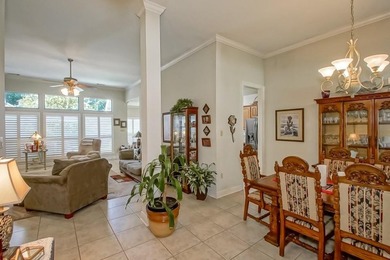 Beautifully maintained home in the The Landings.  4 bedrooms, 2 - photo 6