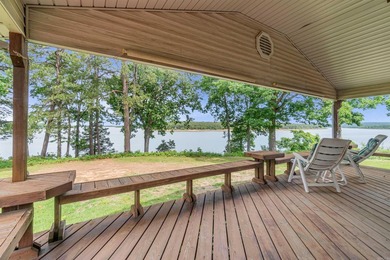 Lakefront Home on Greers Ferry Lake !! Beautiful view of the - photo 8