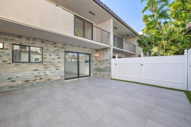 Exquisitely modern and totally renovated two story townhouse on - photo 9