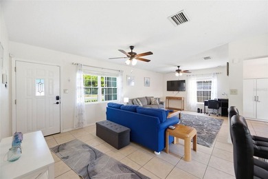 Beautifully updated and fully furnished, this charming 3-bedroom - photo 4