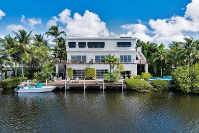 (private lake, pond, coastal) Home For Sale in Plantation Key Florida