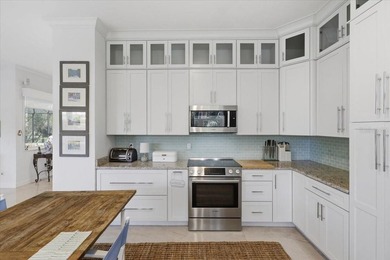 Welcome to one of the most extraordinary waterfront estates in - photo 4