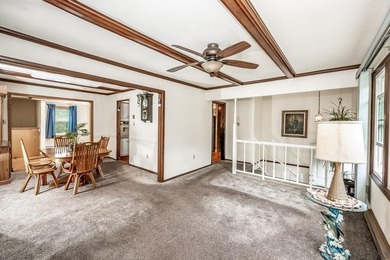 Welcome home to this spacious and well-maintained 3 bedroom, 3 - photo 13