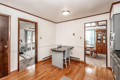 Welcome home to this spacious and well-maintained 3 bedroom, 3 - photo 22