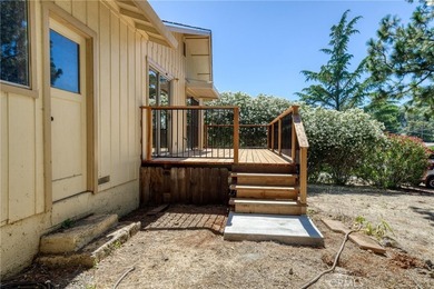 Hello NEW Roof ! Cute house, large lot, lots of parking, garage - photo 25