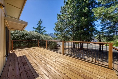 Hello NEW Roof ! Cute house, large lot, lots of parking, garage - photo 26