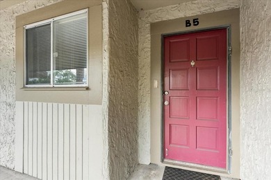 Welcome to waterfront living in this desirable gated community - photo 3