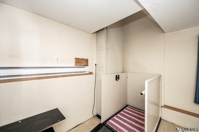 Welcome home to this spacious and well-maintained 3 bedroom, 3 - photo 34