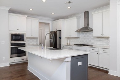 MOVE IN READY, CLOSE PROXIMITY TO RECENTLY FINISHED COMMUNITY - photo 8