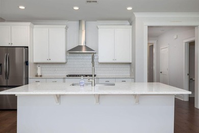 MOVE IN READY, CLOSE PROXIMITY TO RECENTLY FINISHED COMMUNITY - photo 10