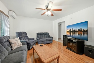 Welcome home to this beautifully maintained, move-in ready ranch - photo 3