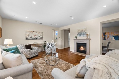 EXCLUSIVE HILLTOP VIEW HOME | Perched on a corner lot along a - photo 15