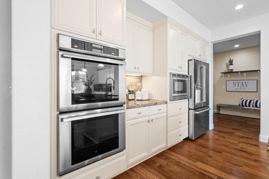 EXCLUSIVE HILLTOP VIEW HOME | Perched on a corner lot along a - photo 22