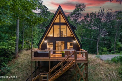 Lake Home For Sale in Sevierville, Tennessee