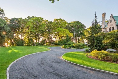 One of the city's most distinguished residences, the Samuel - photo 2