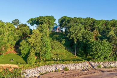 One of the city's most distinguished residences, the Samuel - photo 4