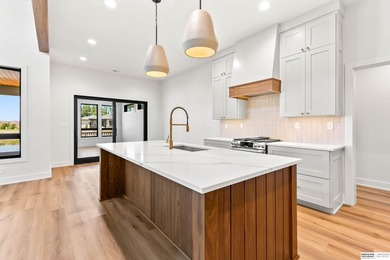 Wow! Sleek and modern 3 bed, 3 bath, 3 car ranch boasting 9 ft - photo 15