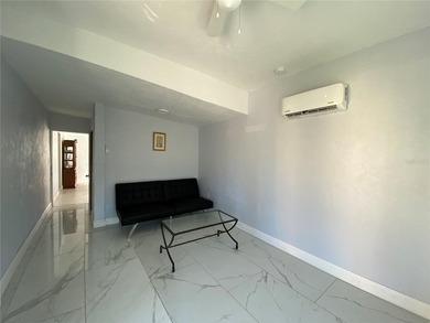 Looking for a lakefront home in Edgewater? Look no further! - photo 16