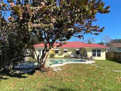 Looking for a lakefront home in Edgewater? Look no further! - photo 22