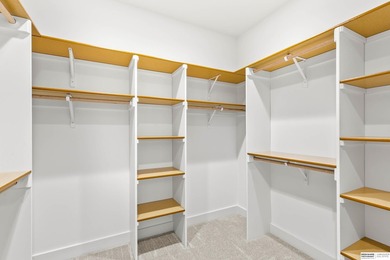 Wow! Sleek and modern 3 bed, 3 bath, 3 car ranch boasting 9 ft - photo 25