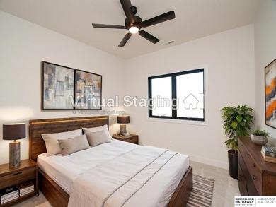 Wow! Sleek and modern 3 bed, 3 bath, 3 car ranch boasting 9 ft - photo 27