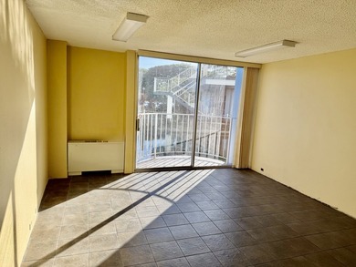 FINEST OFFICE space Fully Air Conditioned with Central AC, NEW - photo 3