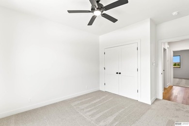 Wow! Sleek and modern 3 bed, 3 bath, 3 car ranch boasting 9 ft - photo 34