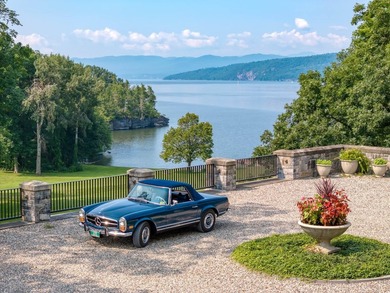 'Grosse Pointe' in Ferrisburgh, Vermont is an extraordinary New - photo 34