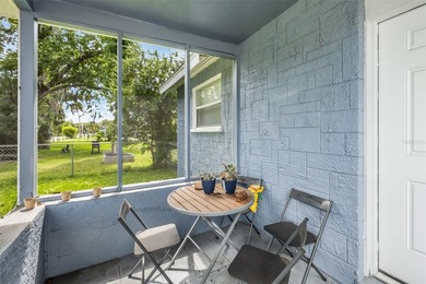 Welcome to 906 Magnolia Avenue! This beautifully updated - photo 5