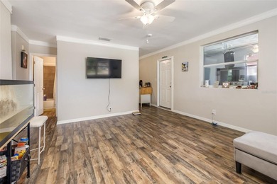 Welcome to 906 Magnolia Avenue! This beautifully updated - photo 7