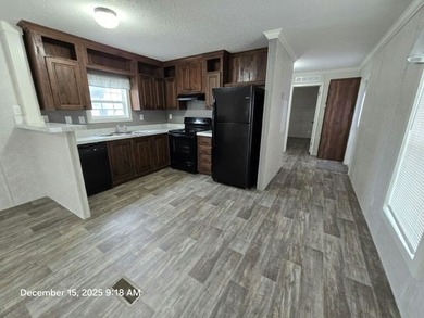 Parker Lone Pine West, a beautiful 55+ community where you could - photo 2