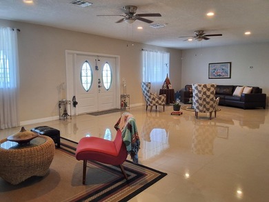 Enjoy stunning sunrises overlooking acres of cornfields from the - photo 14