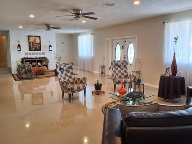 Enjoy stunning sunrises overlooking acres of cornfields from the - photo 15
