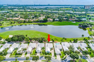 (private lake, pond, creek) Home For Sale in West Palm Beach Florida