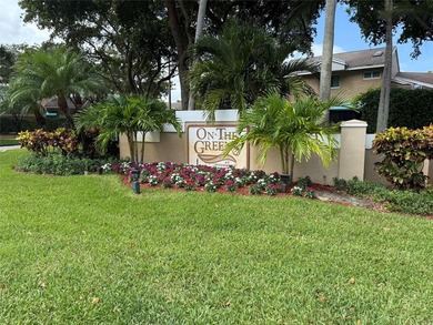 Well maintained and very spacious 3/2.5 townhome in Woodmont - photo 25