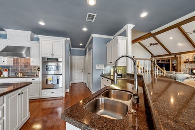 Beautiful home on the middle lake in Hide A Way Lake on level - photo 28