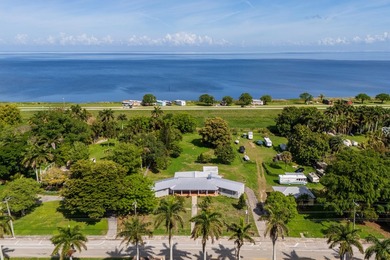 Enjoy stunning sunrises overlooking acres of cornfields from the - photo 43
