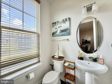 Subject to Short Sale Approval- 2% Buyer premium due at time of - photo 5