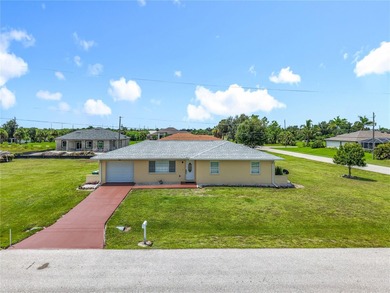 Port Charlotte Waterway Area Home For Sale in Port Charlotte Florida