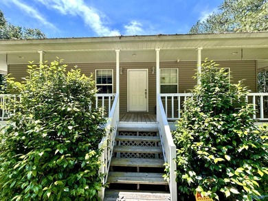 Lakefront living on beautiful Weiss Lake! This well-maintained - photo 2