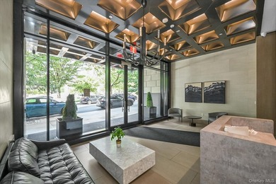 Welcome to unit 8D, your new home at the BLVD Condominiums! - photo 3